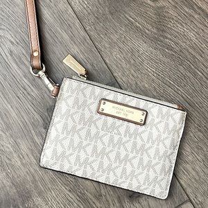 Michael Kors Wristlet